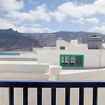 Caleta De Famara Primera Linea Con Balcon
