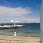 Lejlighed Caleta De Famara Primera Linea Con Balcon *