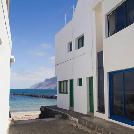 Lejlighed Caleta De Famara Primera Linea Con Balcon